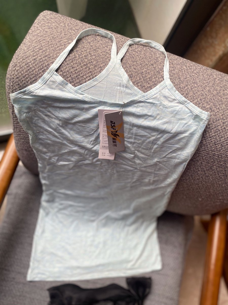 FelicidadCfp's tweet photo. Butterfly Tracks: A collection of clothing, lingerie, and bridal pajamas. We offer order inspection with the delivery agent, sizes M–XXL, and delivery service. https://t.co/IWDgbqR9pr