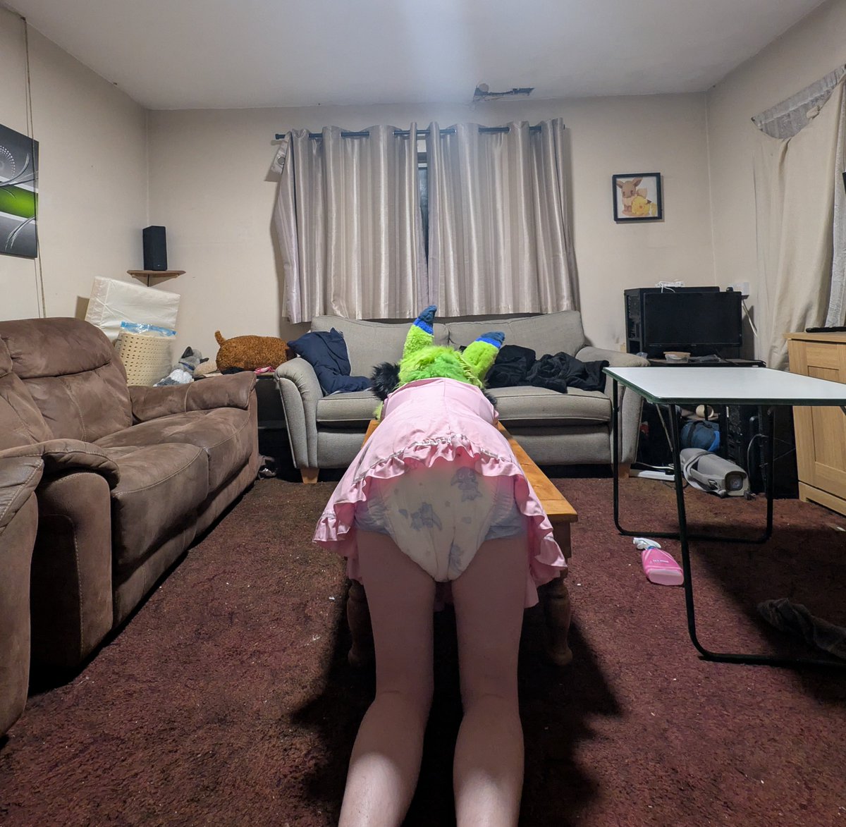 Archykitty's tweet photo. Ummm... you see nothing ////

#diaper https://t.co/MIvatU5hIH