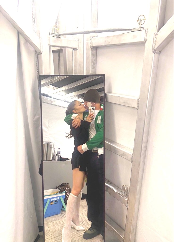 fanciefull's tweet photo. his rough ass grip on her skirt?? boy chill she ain't going anywhere 😭😭 https://t.co/87yU4L0xGL