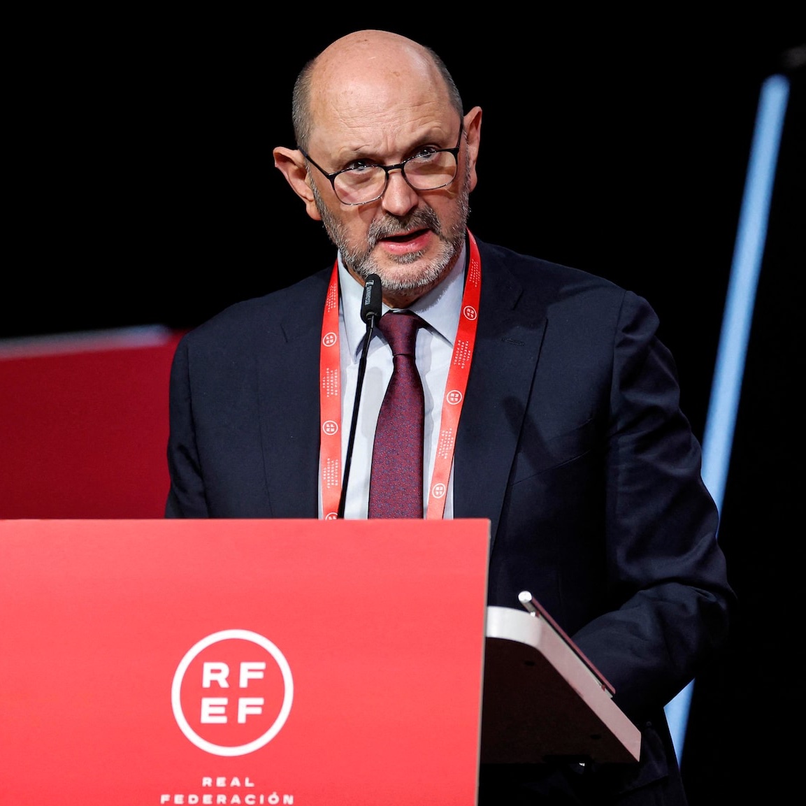 MadridXtra's tweet photo. 🚨 BREAKING: The Spanish Football Federation president Rafael Louzán has announced that they have presented the documents to host the Nations League final at the SANTIAGO BERNABÉU. https://t.co/Am2R1rWDAB
