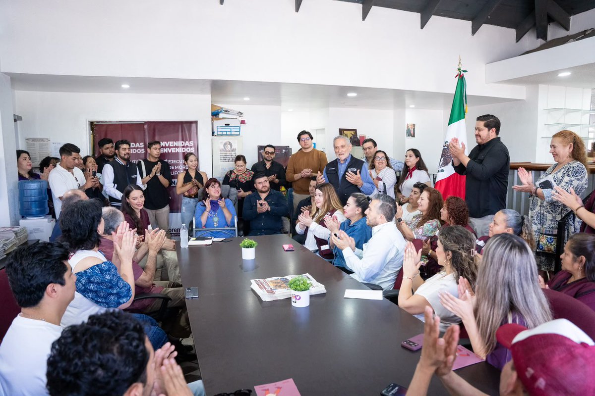 JulietaRamirezP's tweet photo. ¡Viva Casa Morena Ensenada! 

Nos encontramos entre compañeras y compañeros aguerridos y de convicciones, con el corazón a la izquierda. 

Les reitero que esta Coordinación no le pertenece a una persona, esta encomienda es colectiva y sólo juntos y organizados podremos hacer realidad el 2do piso de la 4T.