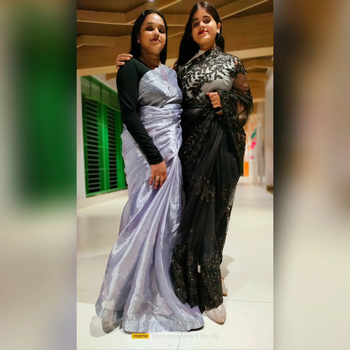 RoseAzarq0i's tweet photo. Diwali vibes with an amazing one. https://t.co/RfyLc0e2iD