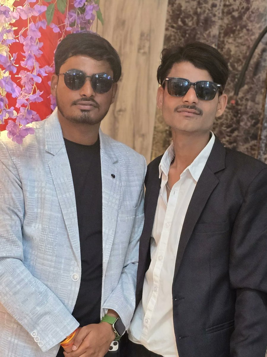LavetaStroq9fa's tweet photo. A new post for my brother and me. https://t.co/aT1tjT34SF