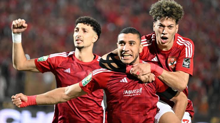 FmSudakas's tweet photo. 🚨DIRECTO🚨

19 🇦🇷 00 🇪🇸 17 🇵🇪🇨🇴 

Nos jugamos la temporada contra el poderoso Al-Ahly 🇪🇬 

Cuartos de Champions 🏆 y el sueño de ser Bicampeones 😉

https://t.co/MrowTcx0Bb

Vamos los pibes del GF 🇸🇳 https://t.co/rM8hU2XC8Y