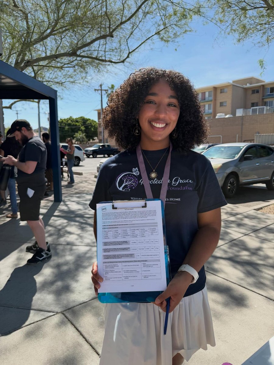 MilissaYuhld's tweet photo. Serving our community one survey at a time. Spending the day at Desert Mission Food Bank listening to local voices and driving meaningful change—because small actions create a big impact. https://t.co/waxSPkIBpg