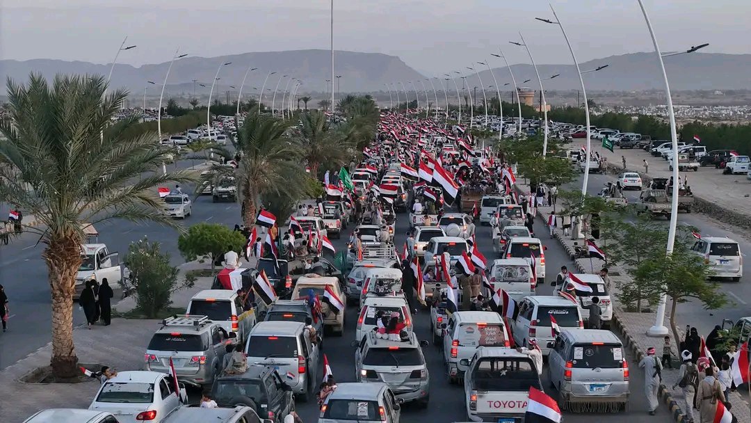 Marib_Police's tweet photo. صور للموكب السبتمبري الجماهيري في شوارع مأرب احتفاءً بالعيد الوطني الـ64 لثورة 26 سبتمبر المجيدة

السبت 26 سبتمبر 2026م https://t.co/3RCtEvAiiX