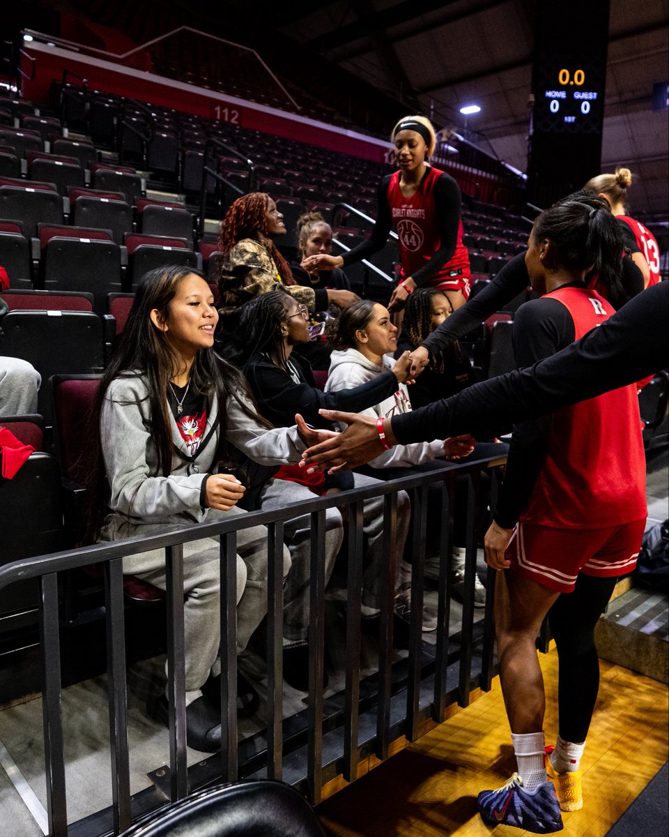 RutgersWBB's tweet photo. Thanks for the energy this morning at open practice Rutgers fam βοΈβ€οΈπ€
#GoRU | #RUWBB https://t.co/xblHCSgbid