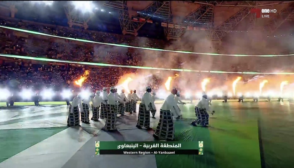 official_Moe3D's tweet photo. @Ab_15_36 @xnzrc يصيحون في حفل الاحتفال https://t.co/tQgqrDB4Ah