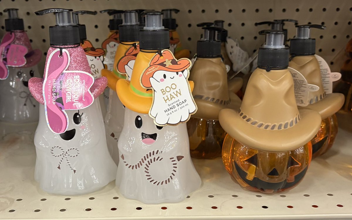 adrillamaa's tweet photo. Only in Texas 😂😂 https://t.co/3f2LJn5X6U