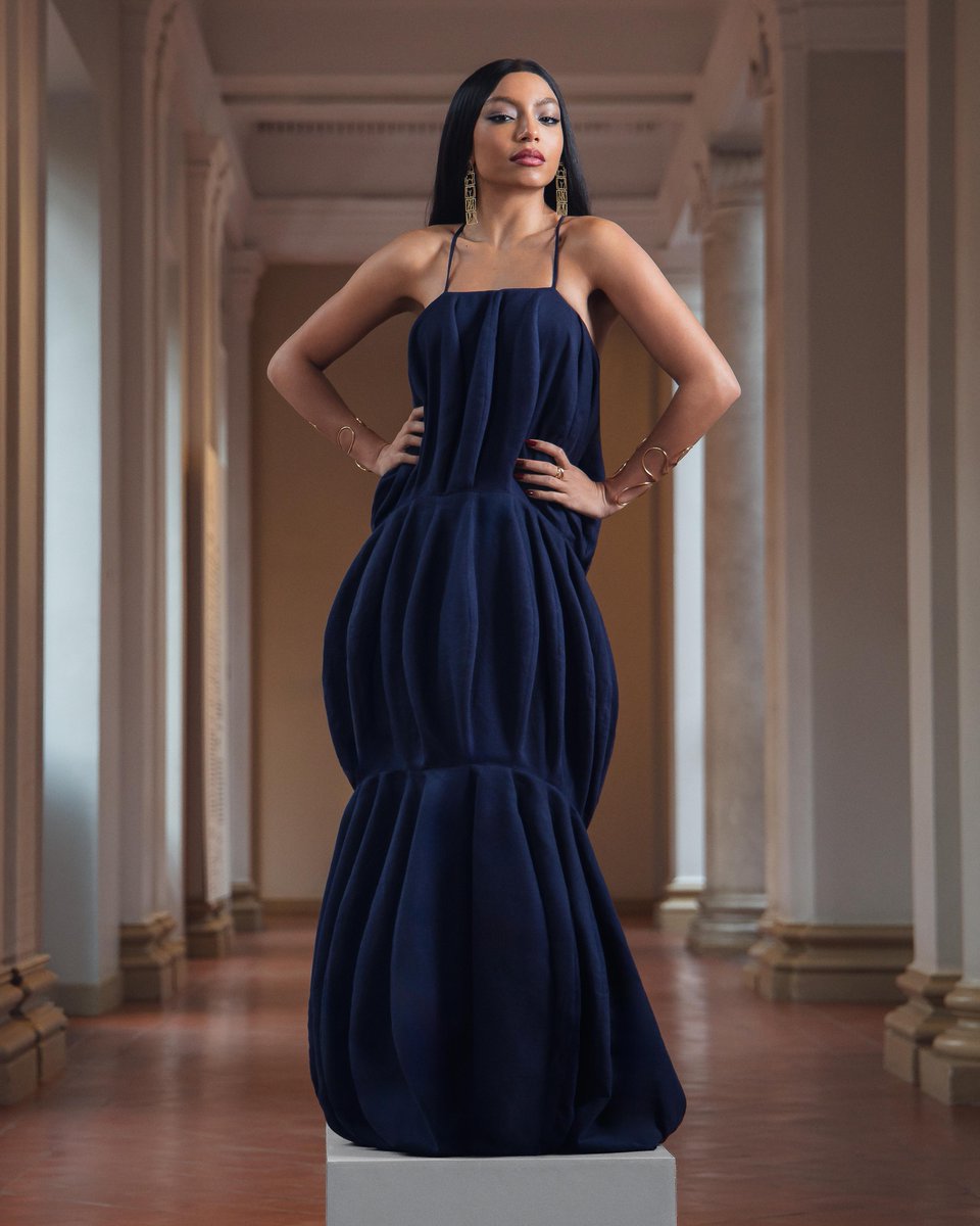 NetflixBrasil's tweet photo. Fala da Marjorie Estiano e da Any Gabrielly, mas fala com voz aveludada. ✨ https://t.co/5cEgOmPMH3