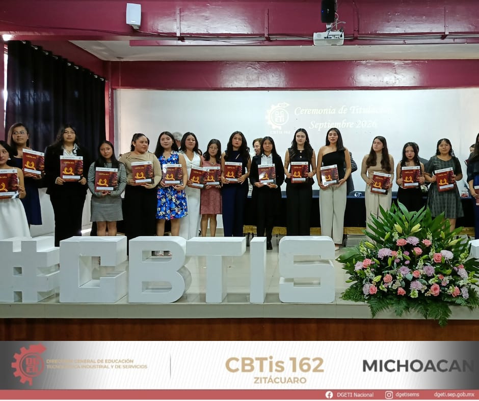 cbtis162's tweet photo. 🎓 CEREMONIA DE TITULACIÓN | CBTIS 162 🎓

El Centro de Bachillerato Tecnológico Industrial y de Servicios No. 162 llevó a cabo con gran orgullo la Ceremonia de Titulación de nuestros egresados, un momento significativo. https://t.co/ZrhKYhy2aN