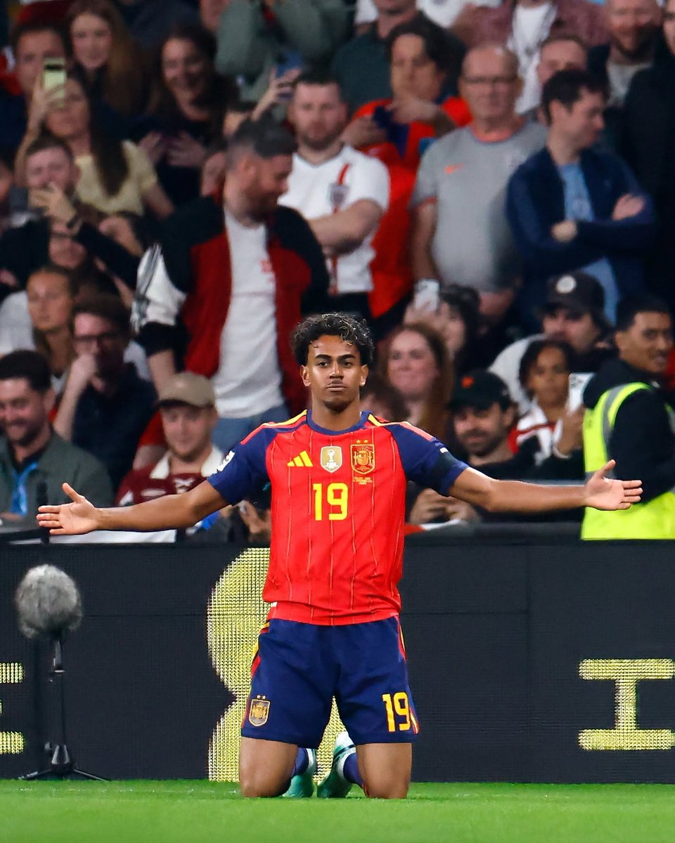 didoletter's tweet photo. 🇪🇸🎙️Lamine Yamal: "It DOESN'T BOTHER US if the opponent has the ball" 🤷🏽‍♂️

"We are very fast players, and we KNOW how to play on the counter-attack" ⚡💨 https://t.co/0YoEs7Wvbl