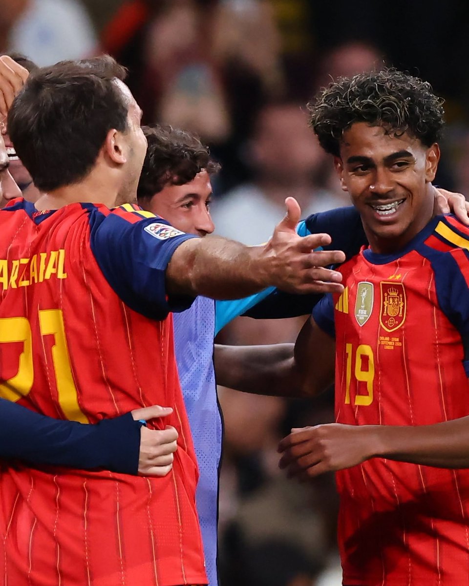 didoletter's tweet photo. 🇪🇸🎙️Lamine Yamal: "It DOESN'T BOTHER US if the opponent has the ball" 🤷🏽‍♂️

"We are very fast players, and we KNOW how to play on the counter-attack" ⚡💨 https://t.co/0YoEs7Wvbl