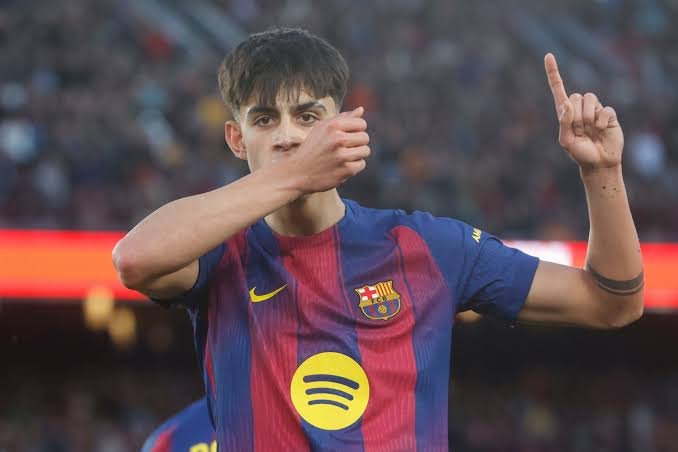 CurzBlood's tweet photo. @SrX73122374 @ovetus2068871 @odegaardismx__ Yo creo que van a tener un mayor problema con el EI si Nico Williams no logra solucionar tema lesiones.
Ya que en tema delantero centro esta Gonzalo o Carlos espi.

Y muy mala suerte tendría España, que algo le suceda a estos tres, que tienen pinta de ser talentoso de época. https://t.co/U46oyIIQul