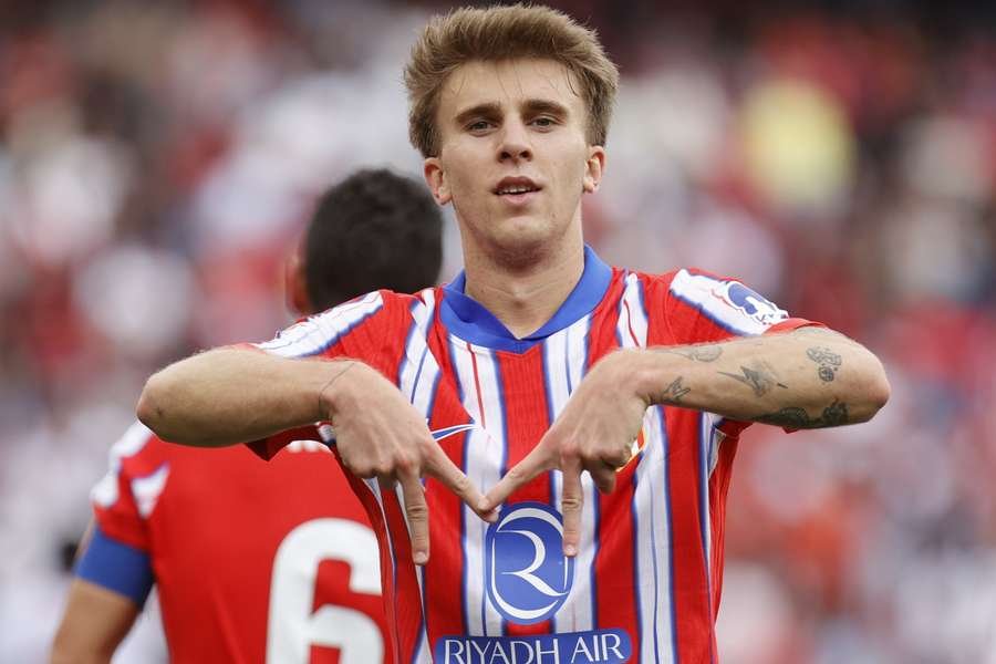 CurzBlood's tweet photo. @SrX73122374 @ovetus2068871 @odegaardismx__ Yo creo que van a tener un mayor problema con el EI si Nico Williams no logra solucionar tema lesiones.
Ya que en tema delantero centro esta Gonzalo o Carlos espi.

Y muy mala suerte tendría España, que algo le suceda a estos tres, que tienen pinta de ser talentoso de época. https://t.co/U46oyIIQul