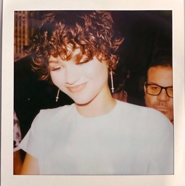 User51l's tweet photo. Time has past but I'm still here 😽
#Zendaya https://t.co/8UBbrnyEEn