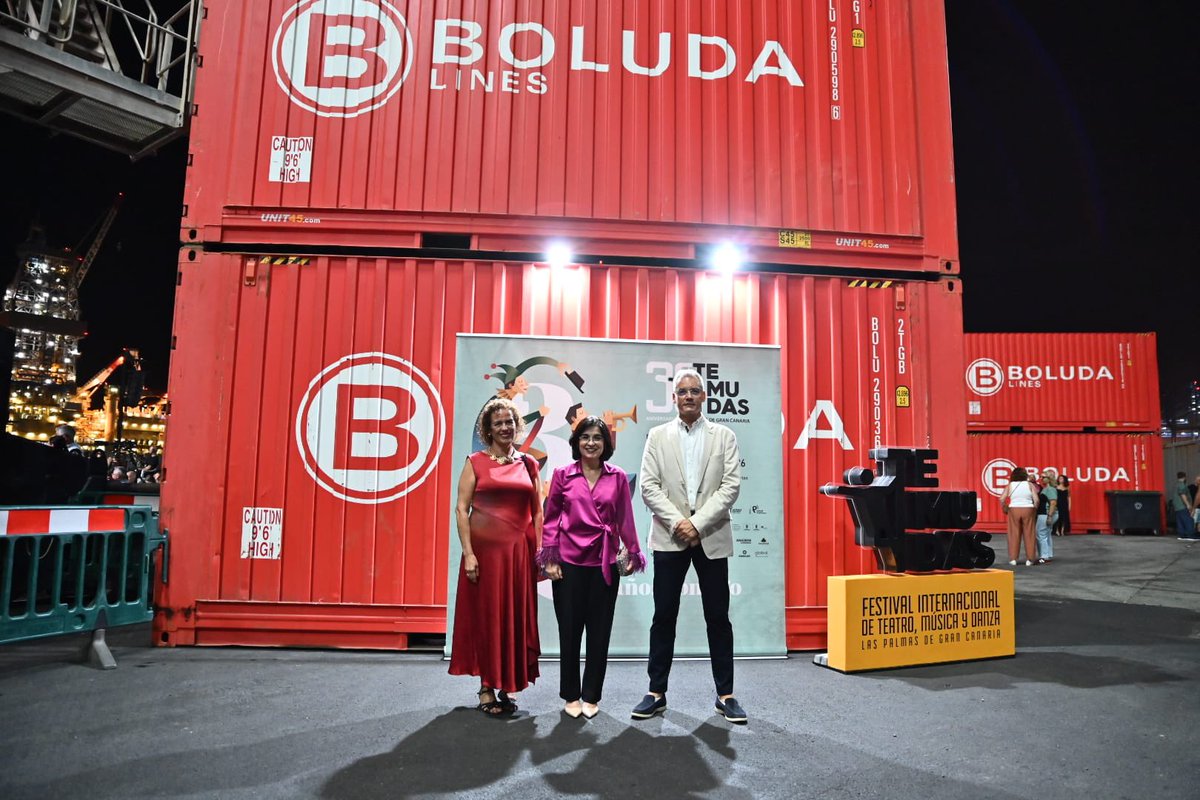 LPATemudas's tweet photo. #30TEMUDAS | LA FORZA DEL DESTINO
Celebramos junto a la @ofgrancanaria la última función de nuestro 30.º aniversario y lo hacemos en uno de los escenarios más espectaculares del programa: la terminal de contendores de @BoludaCM del Muelle de la Luz
#islascanarias https://t.co/84L9WSgPuV