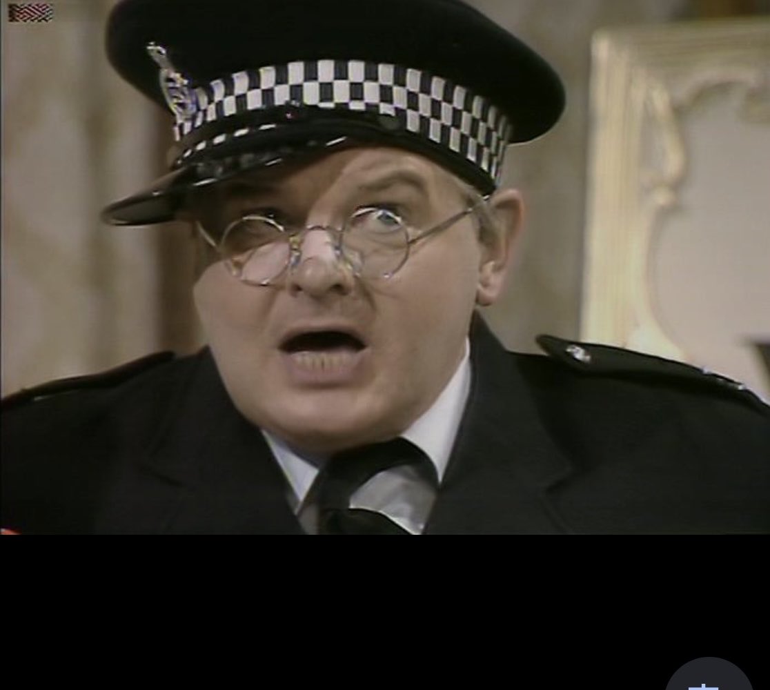 ForgetsHisKeys's tweet photo. @RupertLowe10 Well, the more they attack, the more Restore Britain must forge ahead. They have no arguments, only name calling, threats, and violence — All great signs — They are do pathetic it’s as though RB has won already 

UK Coppers are the biggest joke in all the west https://t.co/S7TTpWiETM