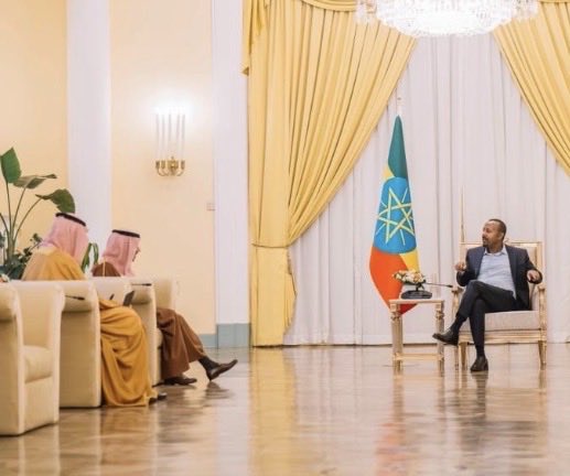 Sh6y60's tweet photo. @MrKndel القمها يابلحه https://t.co/oGlLl8DOPw