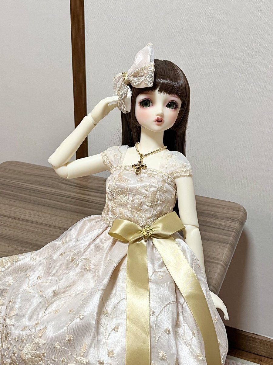 kage_ru's tweet photo. おはようございます

久々に椿ちゃんお着替えさせたら大きくてびっくり😂
かわいい〜
顔が良い〜
ドレスも良い〜
似合う〜🥰

ドレス @Afuko4 様

#おはドル https://t.co/uKsZGYYwfT