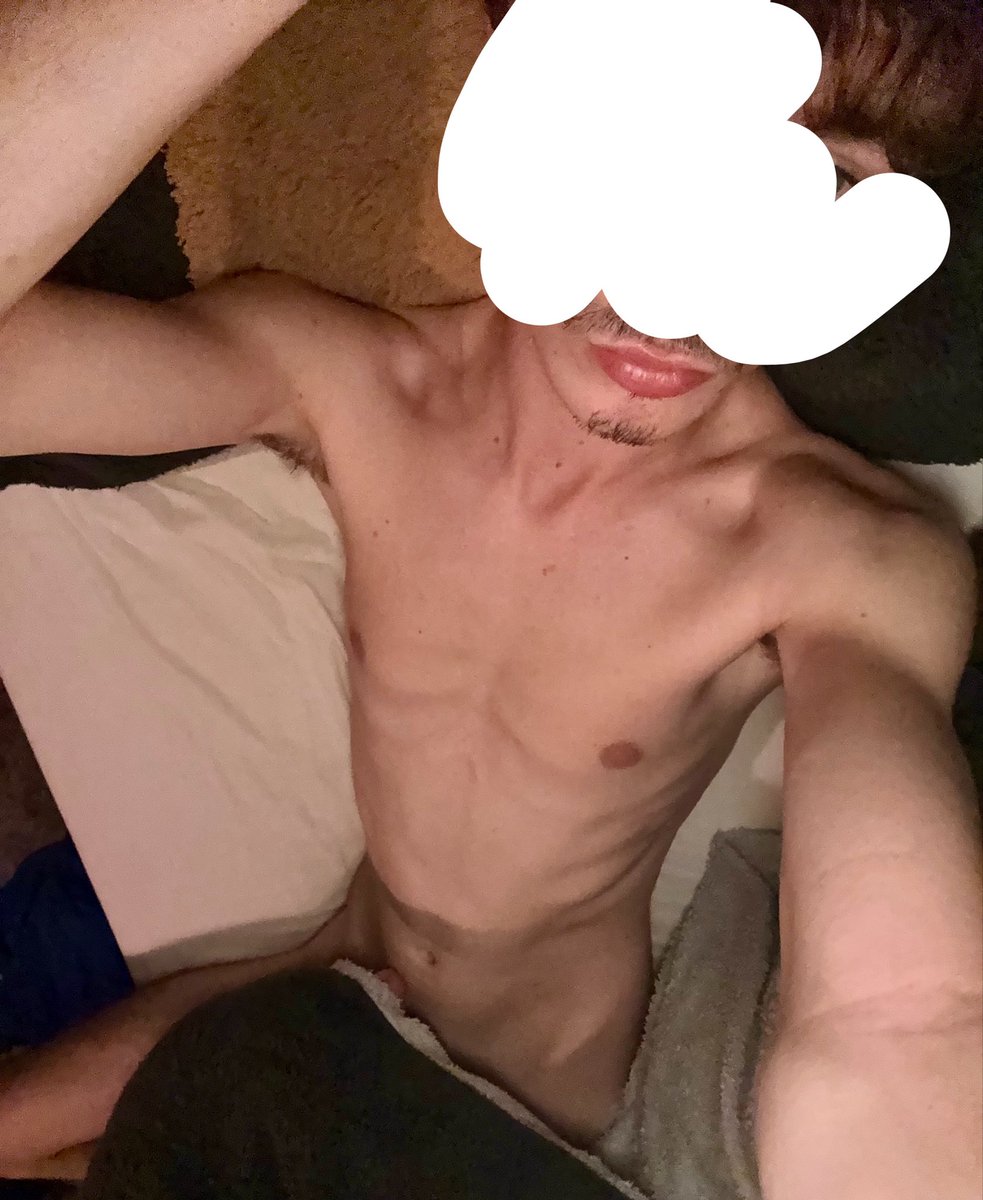geoaxell's tweet photo. Yk morning wood but like does anyone else get evening wood AS WELL😩 

Can someone sort me out bc I can’t sleep with this 🍆💦 #gay #mlm #gaynsfw #gaytwitter https://t.co/QhLL9VIbnK