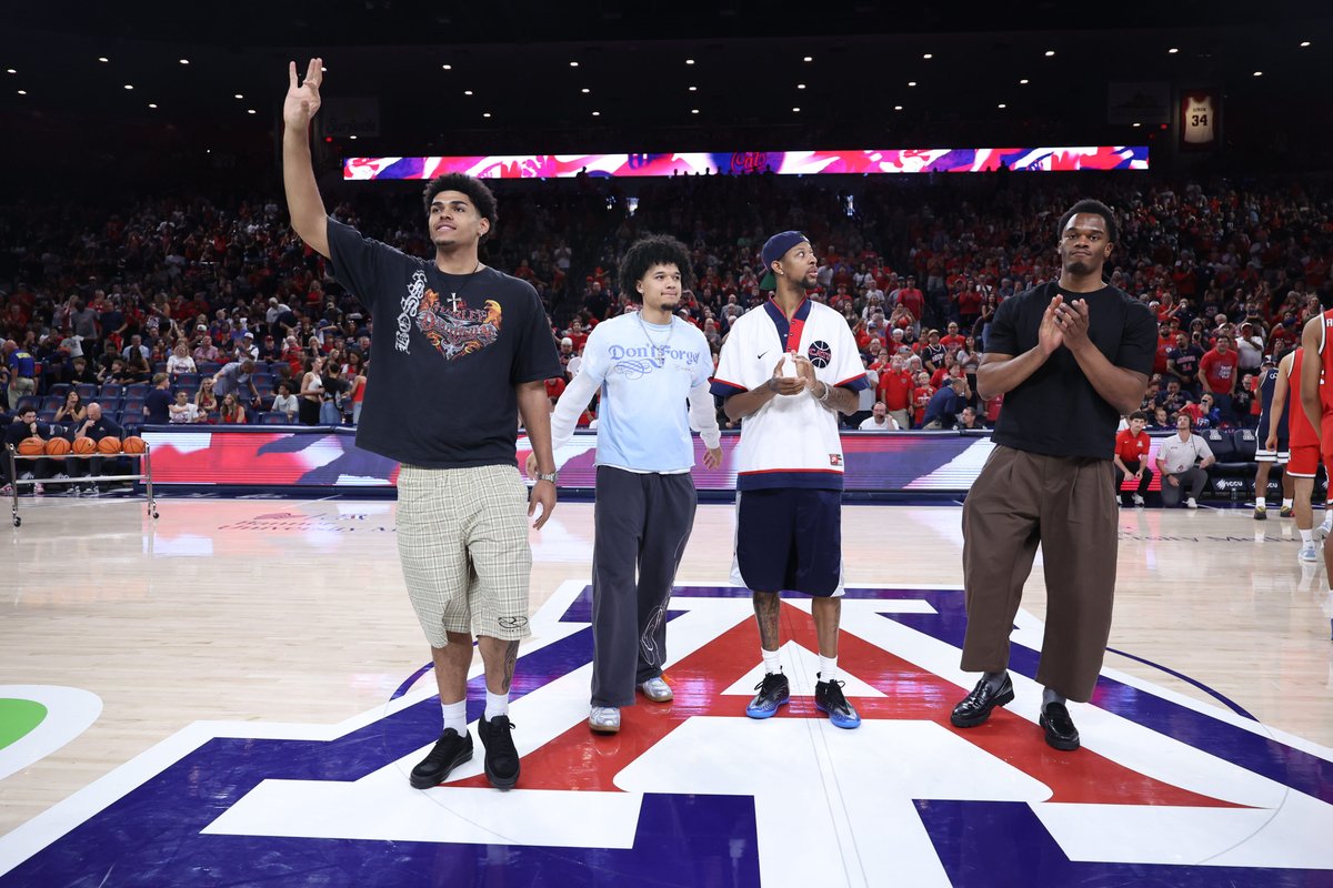 ArizonaMBB's tweet photo. Back 🏠 https://t.co/JC4CuMWg9P