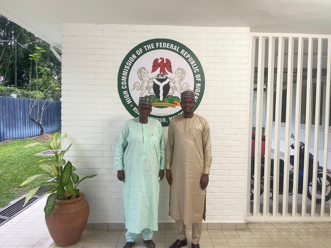 bunu_aliyu's tweet photo. MIHAS 2026 was a strategic mission for Nigeria’s halal economy. I led our delegation through engagements with IIUM, IsDB, SMICC, ITC and key partners, exploring opportunities to deepen Nigeria–Malaysia cooperation and accelerate halal trade, investment and exports. https://t.co/Jecbv3EAST