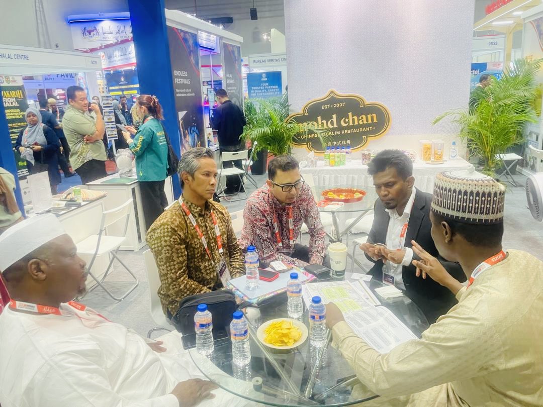 bunu_aliyu's tweet photo. MIHAS 2026 was a strategic mission for Nigeria’s halal economy. I led our delegation through engagements with IIUM, IsDB, SMICC, ITC and key partners, exploring opportunities to deepen Nigeria–Malaysia cooperation and accelerate halal trade, investment and exports. https://t.co/Jecbv3EAST