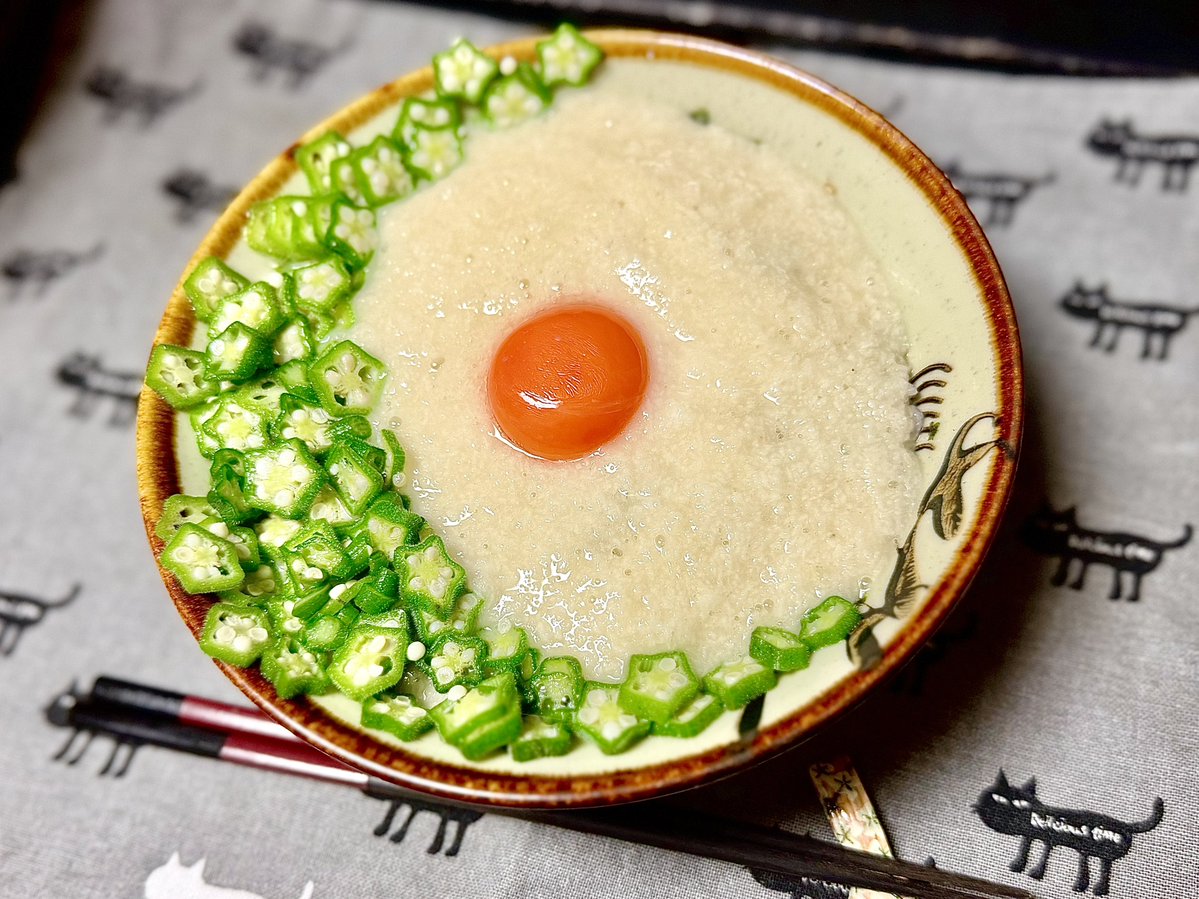 hobbiesstation's tweet photo. 🥄_( ˙꒳​˙ _ )ﾒｼｯ❣️

🎑月見丼🌔

一昨日、中秋の名月の夕飯を盛大に手抜き😆👍

今夜は満月🌕コーンムーン♪
だども神奈川は曇り＆雨| ू*꒦ິ꒳꒦ີ)。oO🌝 https://t.co/BsGZ3K8YIG
