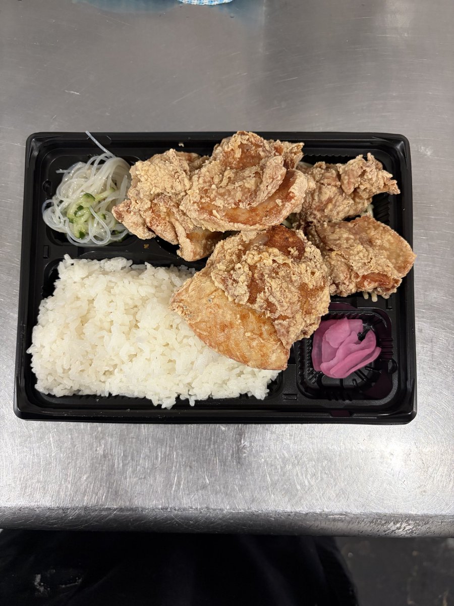 bentouyataruton's tweet photo. 9月27日月曜日7:00
お弁当のたるとん営業🈺🈺🈺
本日もよろしくです♪ https://t.co/KBvNk7Gzj4