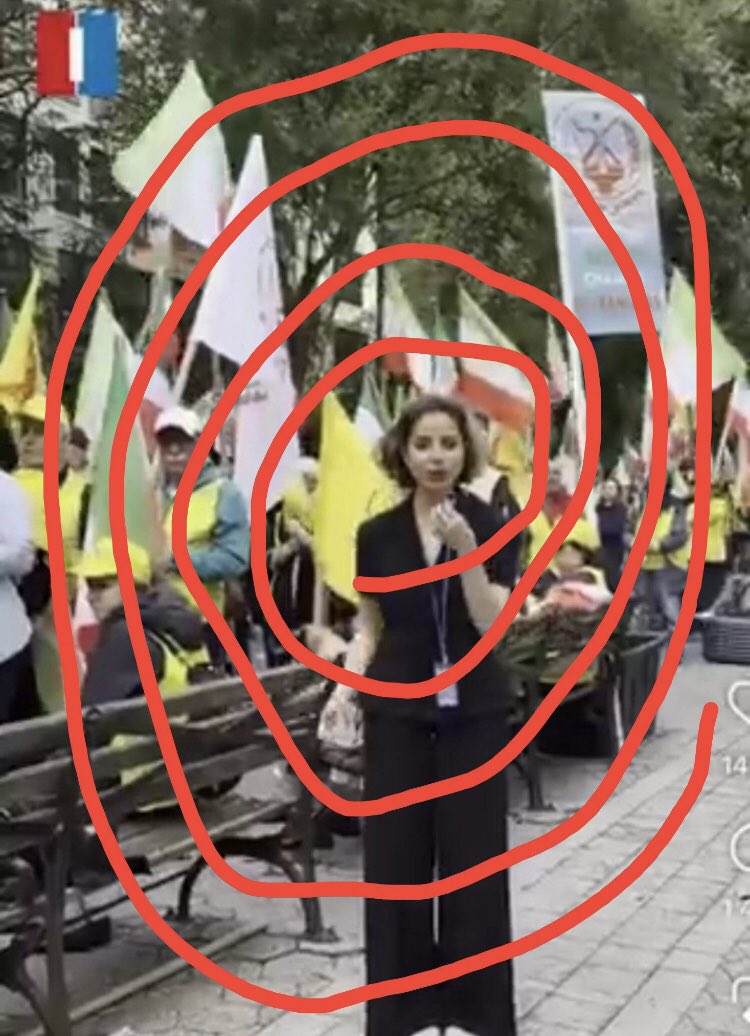 shahei_'s tweet photo. افغانی هارو استخدام میکنن چون هیچ مهری به ایران ندارن
مطمئن باشید هر شبکه تلویزیونی و رسانه ای که اینهارو استخدام میکنه و تریبون دستشون میده دشمن ایرانه و دشمن خواست ملت https://t.co/0isFST6Z7L
