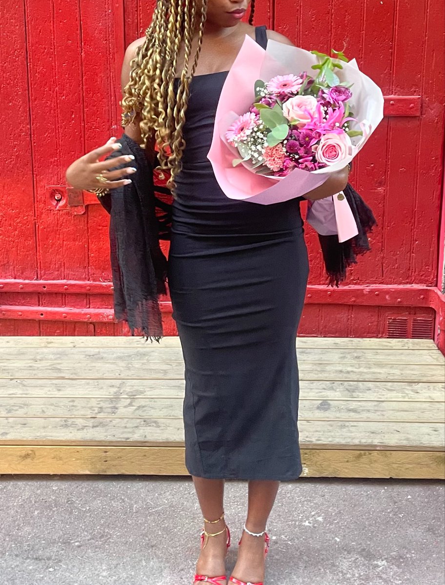 AnyaByme's tweet photo. J’ai eu mon bouquet !! https://t.co/t4kpkGaIC4