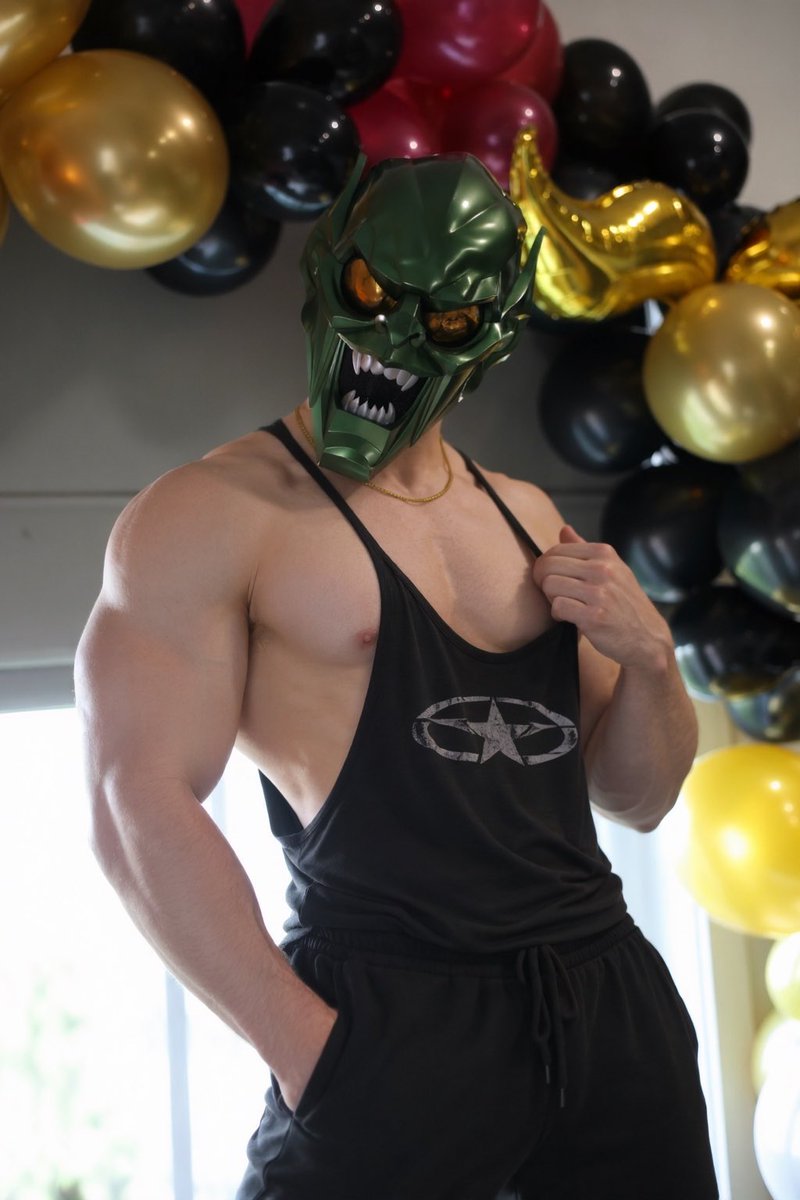 Maxvillon9n1's tweet photo. @maxivillion Who doesn’t like villains. Green goblin! https://t.co/CuLZRI1ZKN