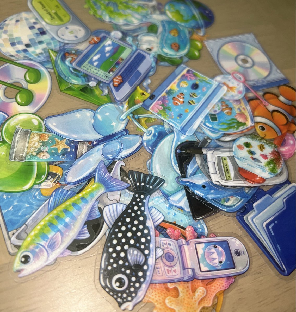 inknm_nuko's tweet photo. シールも買った🥰
ちょっと懐かしい気持ちになれそうなものばかり選んだゲームログに使えそう。 https://t.co/i2RzvutZyB