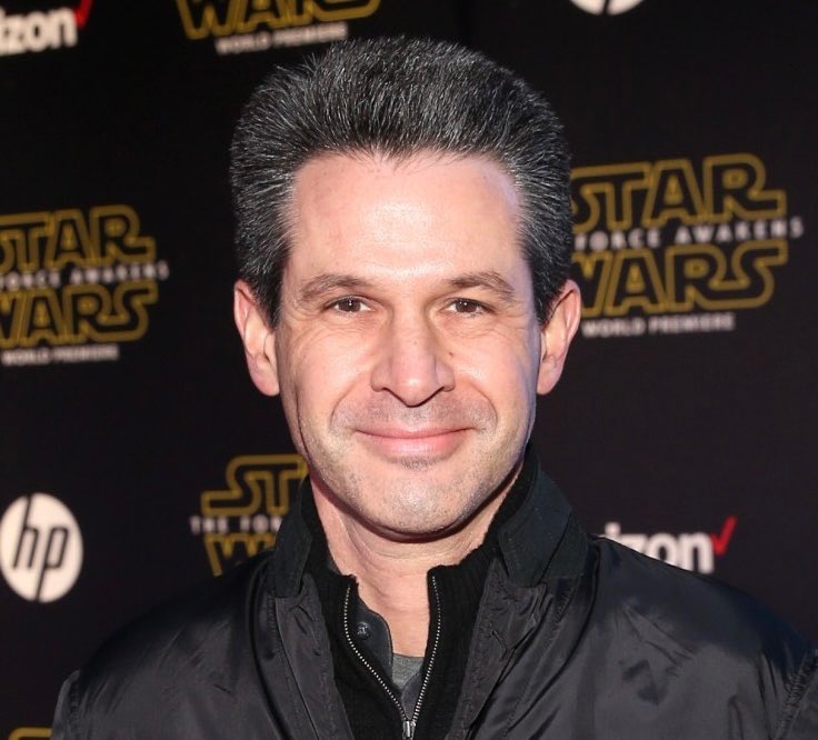 opgalactico's tweet photo. 🚨 RUMOR BOMBÁSTICO! 🚨

Jon Watts (Skeleton Crew) será o DIRETOR do primeiro filme da trilogia de Star Wars desenvolvida por Simon Kinberg!

🗣️: Daniel RPK/KnightGambit https://t.co/QNBfloWu2g
