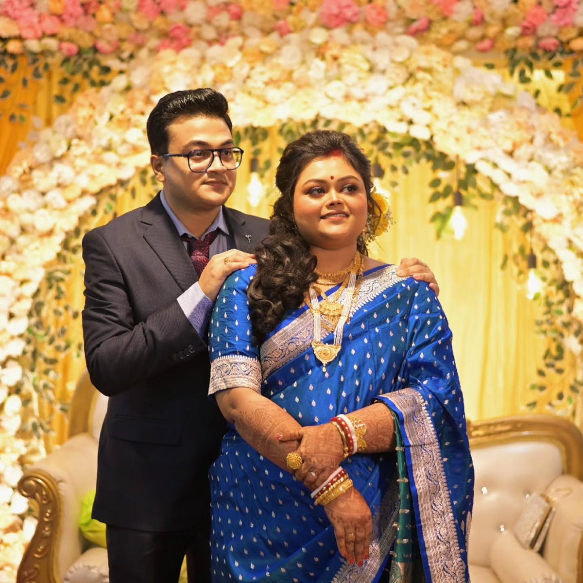FredaStingef's tweet photo. 8. 12. 2025 ~ Our Reception Night

Bengali wedding, couple goals, couple photography, Bengali reception look https://t.co/Qe7yMuspBb