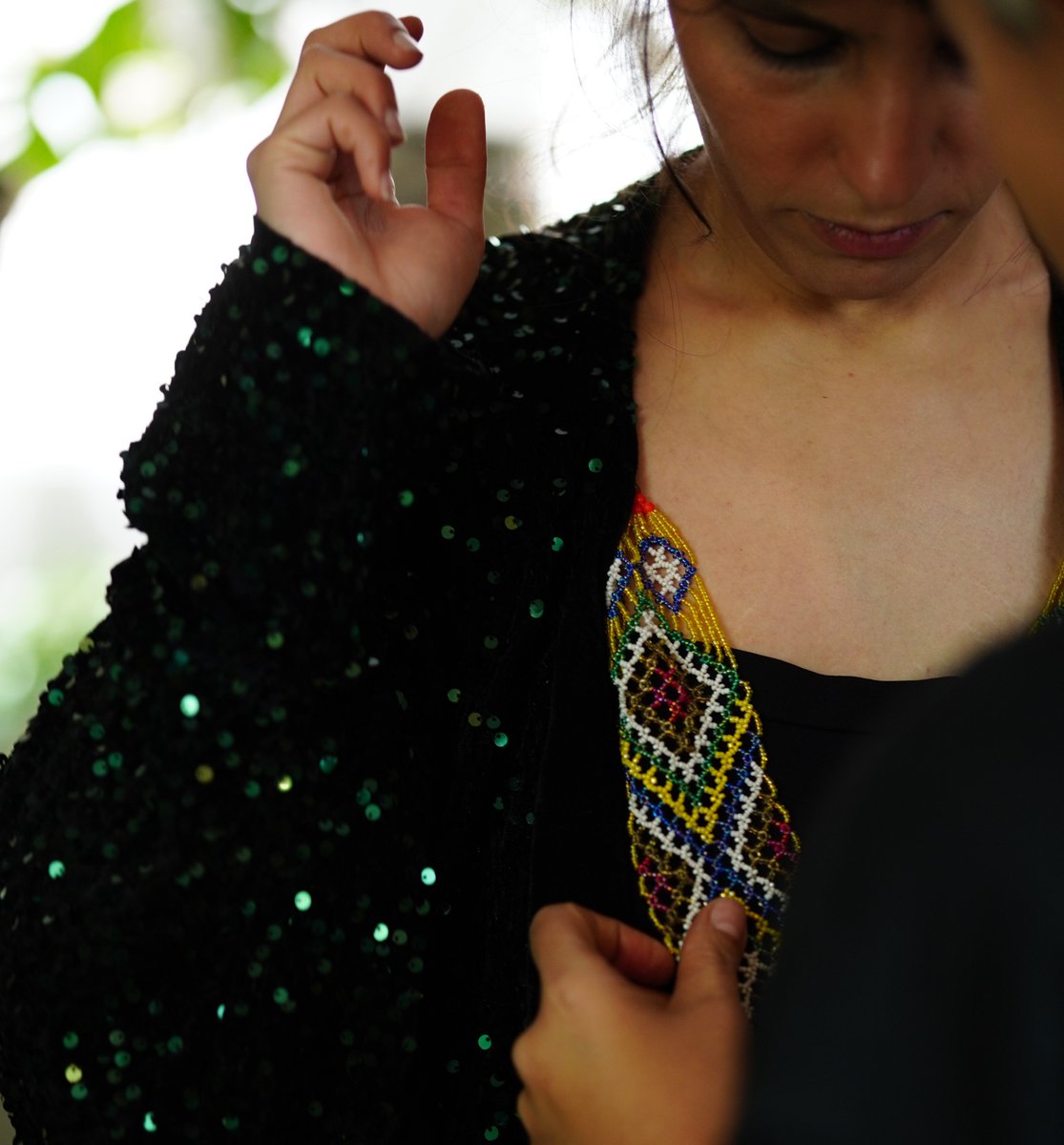 LorisMeemkl3e's tweet photo. Discover the details from the timeless collection. Beaded embroidery on velvet. https://t.co/7pw5U0Ldw5
