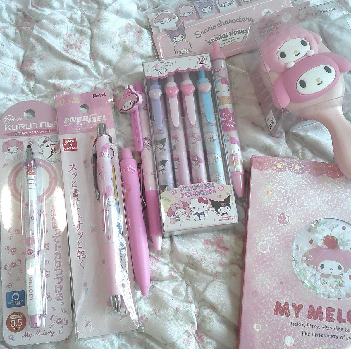 strawbunnybisou's tweet photo. cute stationery is my favorite thing in the world!! ^_^ 🎀🌸 https://t.co/CSAimkek1g