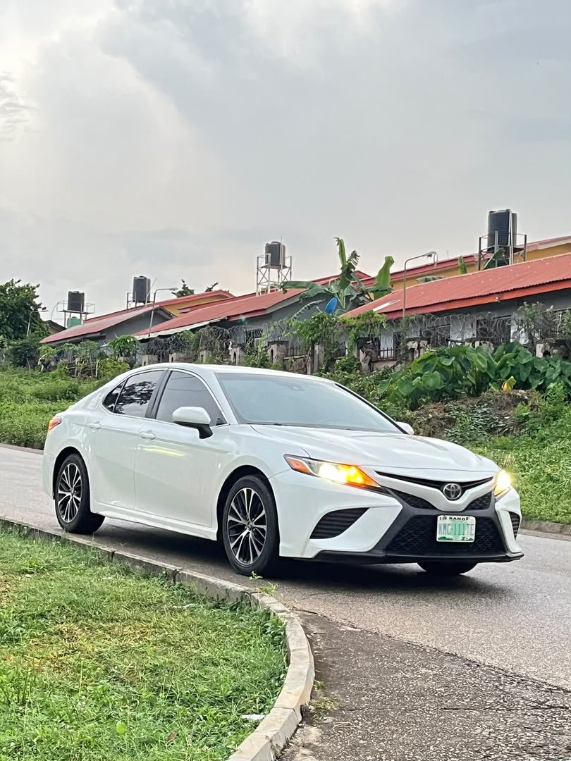 HSadiq35963's tweet photo. Unregistered‼️
Toyota Camry 2018 Neatly used going for with original custom duty 
🏷17.5m 
08074917552
Nationwide Delivery ✈️ 
ABUJA 
KINDLY REPOST PLS https://t.co/w9fWEFyHSr