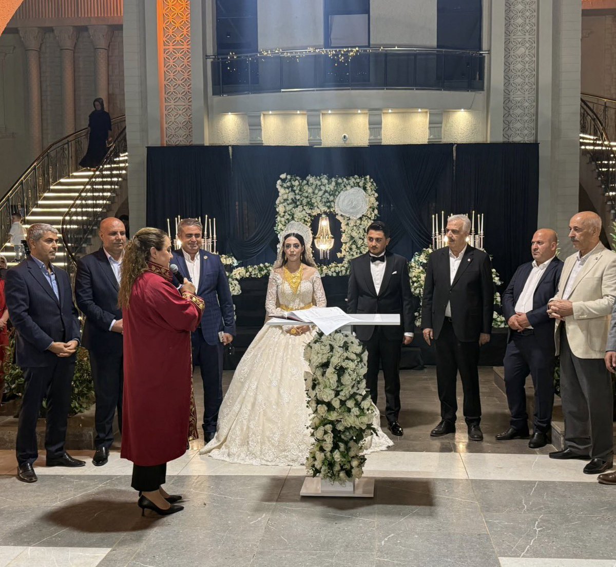 AdnanTuysuzz's tweet photo. Yeğenim Sidar Tüysüz ile Özlem Tekin’in bu mutlu gününde nikâh şahidi olmanın gururunu ve mutluluğunu yaşadım.

Rabbim bir ömür boyu mutluluklarını daim etsin. Allah mesut ve bahtiyar etsin. https://t.co/OhnG4RSQrK