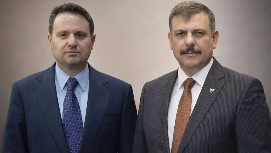 medyamuhtari's tweet photo. 📌Kamu spotu:

Bilerek ya da bilmeyerek,
Herhangi bir halt yediyseniz, haksız bir menfaat edindiyseniz, onlar size gelmeden siz onlara gidiniz.

Onlar size bir gün mutlaka gelecek... https://t.co/9ixPAowCoT