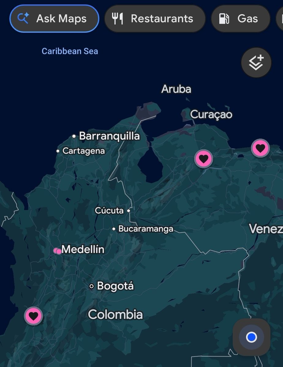 lowkeybivibes's tweet photo. I am headed down to #colombia and #venezuela for work. Anyone know good places for #gay guys to check out? https://t.co/Jp24pacepf