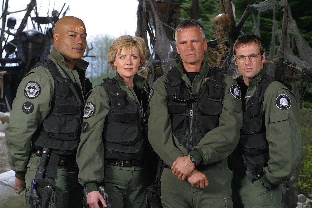 KStargateFan's tweet photo. @PrimeVideo SG1 is good looking. Uncancel Martin Gero's show. Bring back the Chappa'ai. #GerosGate https://t.co/IpupCKg6Ql