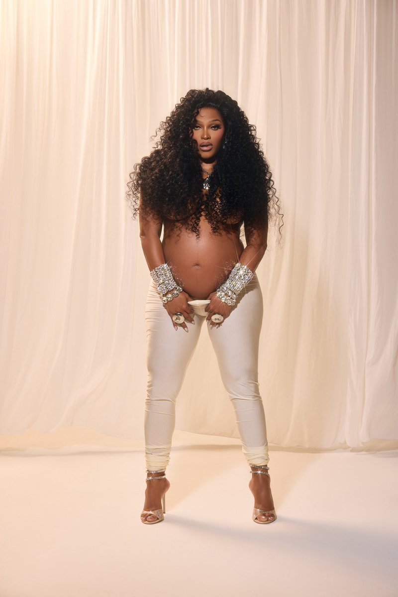 MsJoseline's tweet photo. MOTHER 
baby will be here soon! https://t.co/2DS0FLLpuf