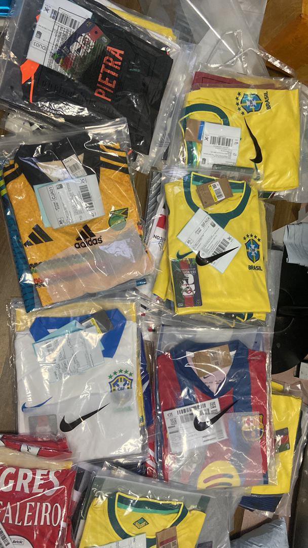 Lilyfornecer's tweet photo. ⚽ SUA NOVA CAMISA ESTÁ AQUI! ⚽

🇨🇳 Camisas tailandesas de alta qualidade por somente US$ 9!

🔥 Ótimo acabamento
📦 Envio para todo o Brasil
💰 Preço imperdível

Entre no grupo e garanta a sua:

https://t.co/EwQIsiYvcl https://t.co/KuPsLzJei7