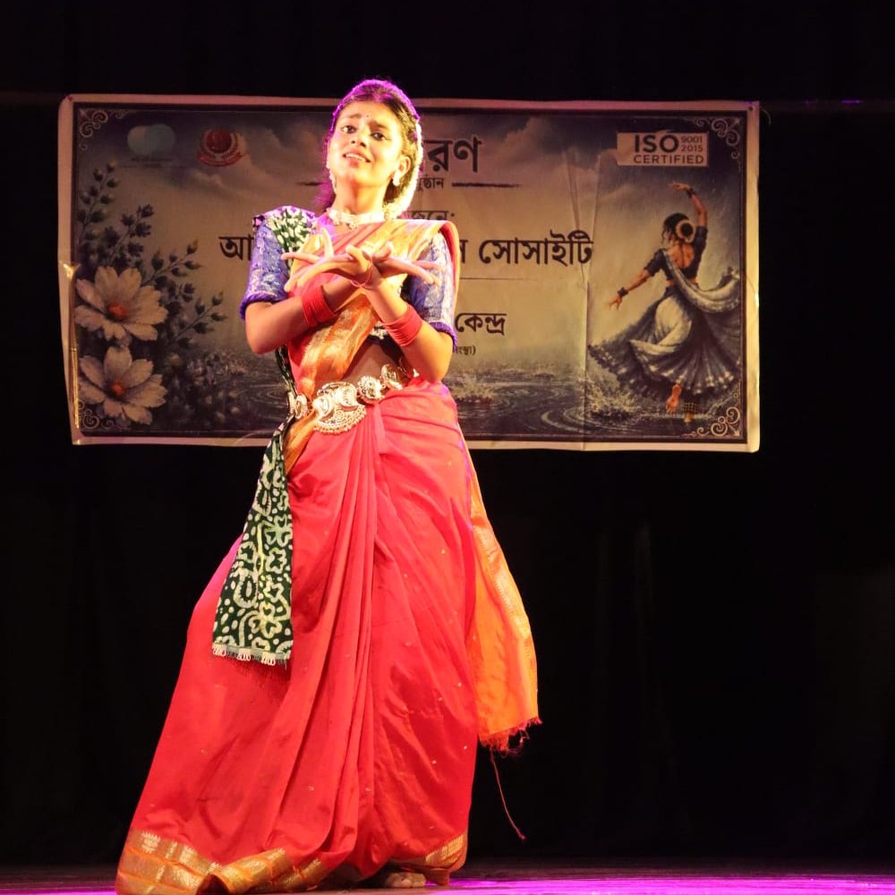LayneBavier's tweet photo. Culture enriches the mind, while art offers new ways to express emotions. Through sincere participation in this cultural tradition, a beautiful memory was created. May this love for art and culture continue to flourish and open new paths to https://t.co/khtQuah98P