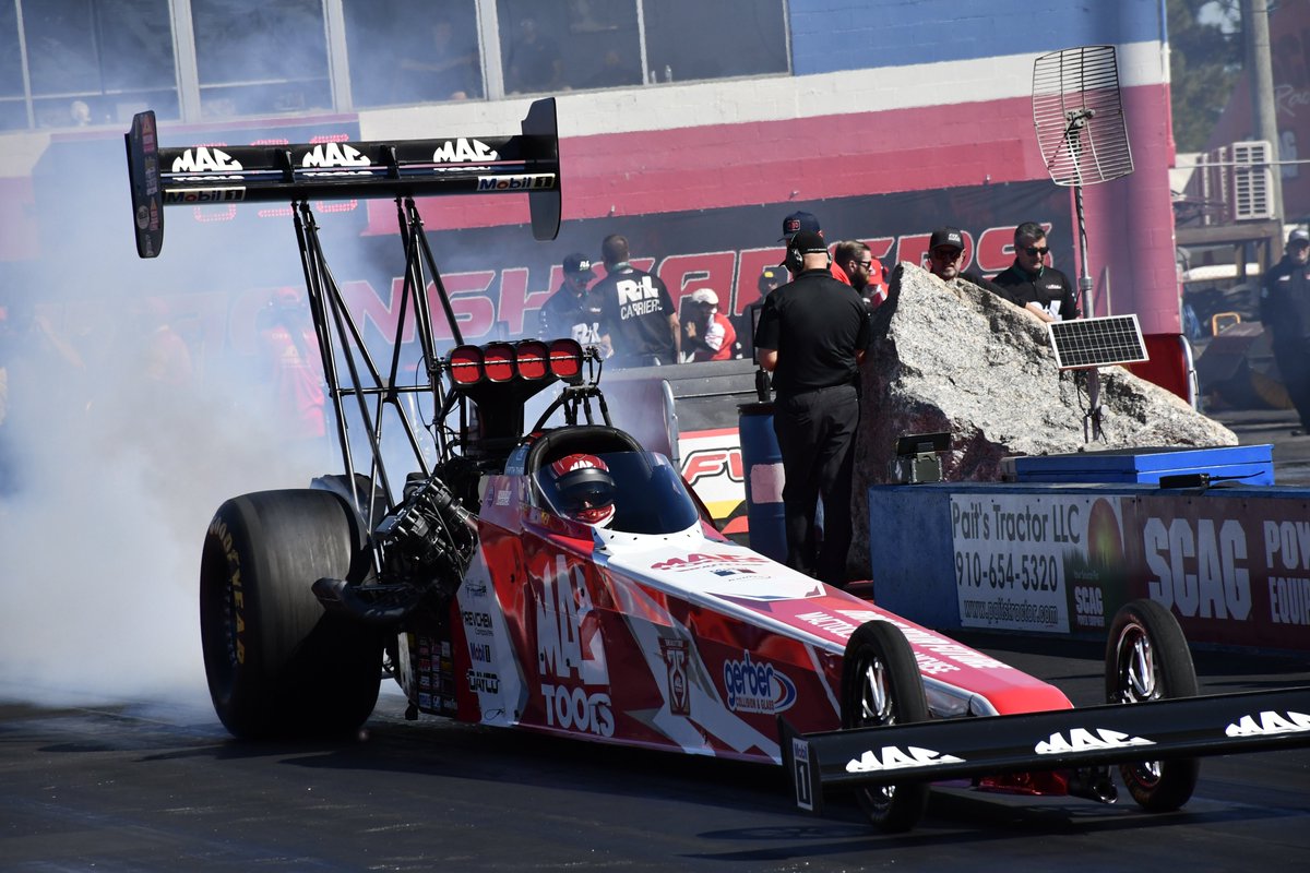 TheSWNMedia's tweet photo. Doug Kalitta was the No. 1 Qualifier (338.09 MPH) in today's NHRA Top Fuel action with Tony Stewart in second! @NHRA @therockdragway @Doug_Kalitta @TeamKalitta @TonyStewart 
📸 by:  @C_WiLyt 

#TheRockNats #NHRA #TopFuel #nhratopfuel #TonyStewart #DougKalitta #topfueldragster https://t.co/8tDzmDgKeo