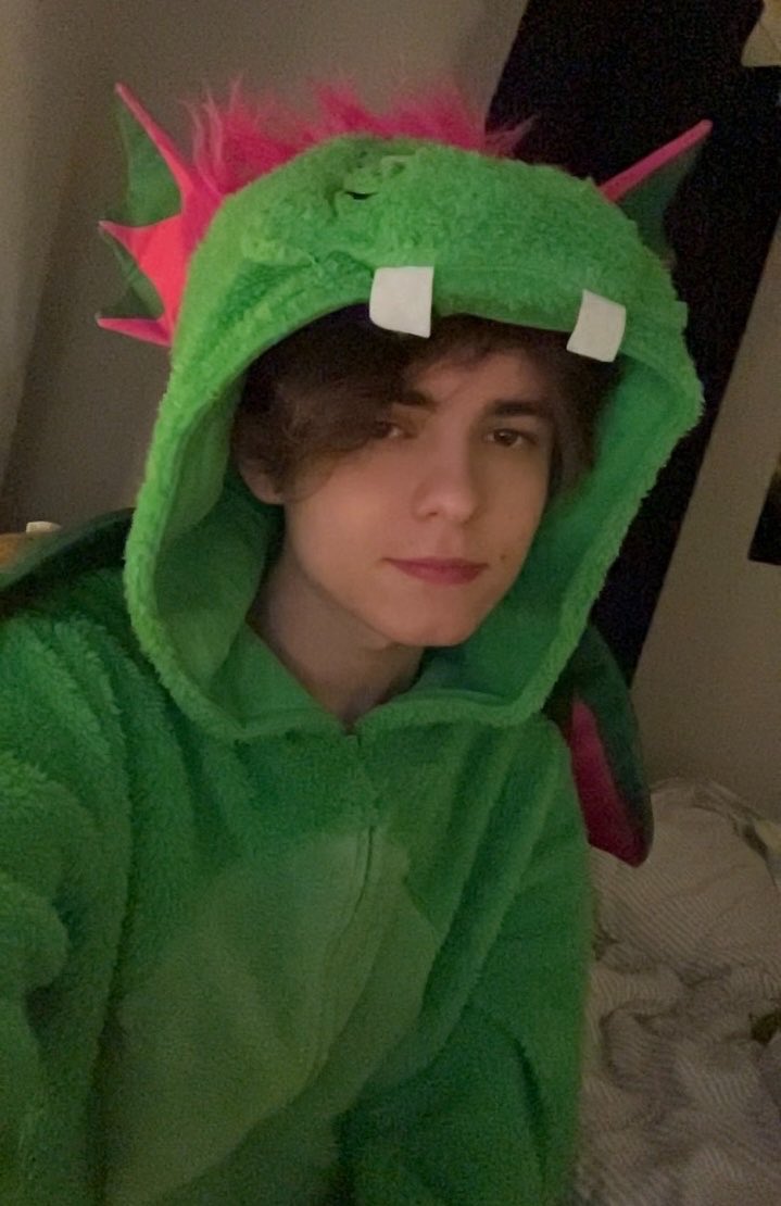 eepykribe's tweet photo. Im a dragon! https://t.co/lc1JNUPp1v
