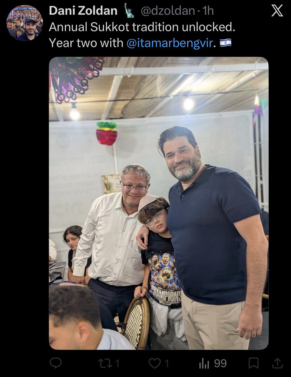 sasimons's tweet photo. ladies and gentlemen, the owner of Manhattan comedy club Stand Up NY https://t.co/M5FQjWPMC8