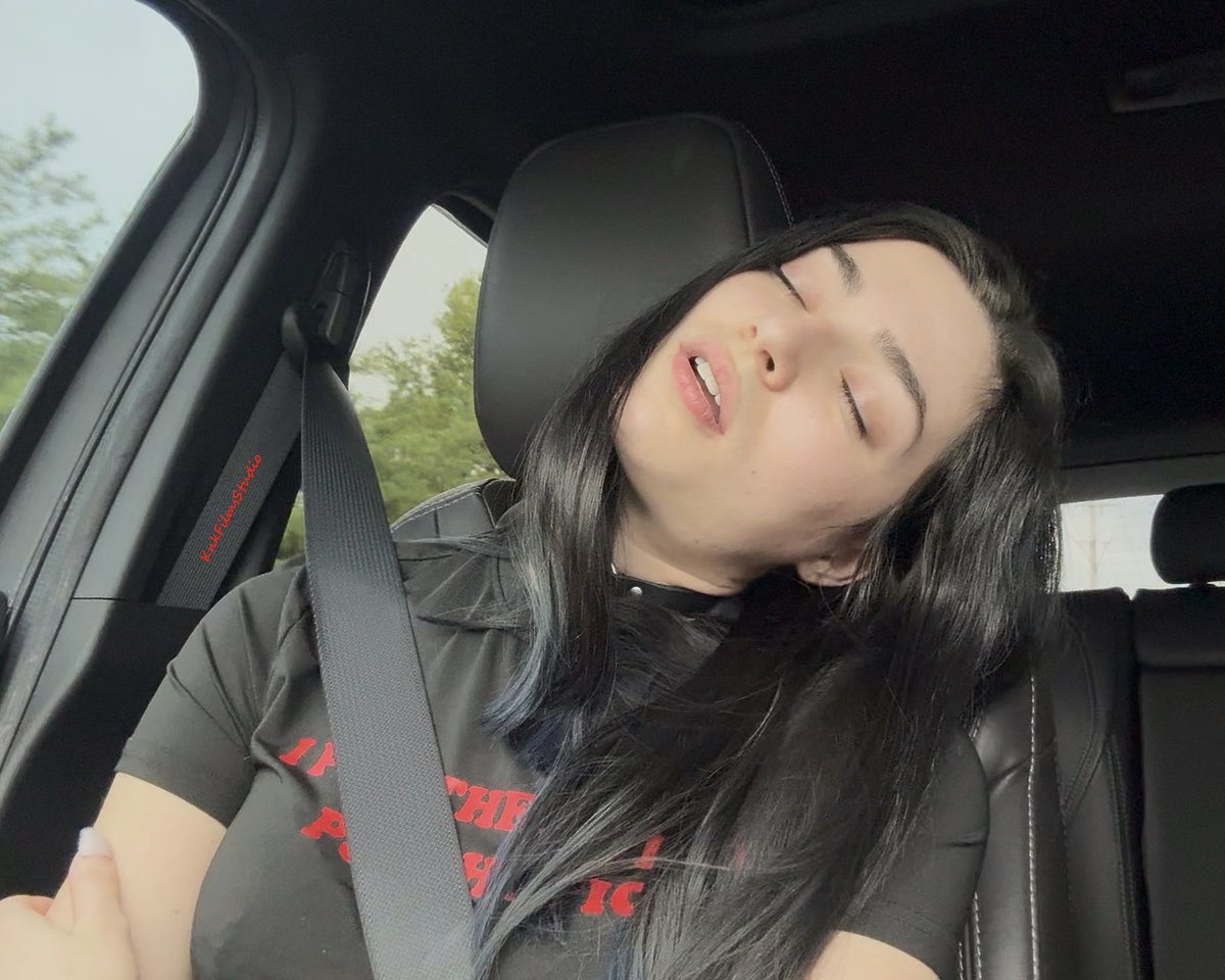 knkfilmsstudio's tweet photo. The ‘Sleepy Roadtrip Ragdoll’ saga continues with a new Sleeping Beauty. 😴💤
-“Sleepy Ragdoll: Rosie” comes to Patreon, 9/30. Link in bio!
#sleepyfetish #fetish #knockedout #koed #chloroformed #chloroformfetish #chloroformedgirl #sleeping #sleepygirls #sleepyfeet #limp #limpplay #KO #sleep #sleepinggirls #damselindistress #somno #ragdoll #outcold #napping #resting #snoringgirl #snoringfetish